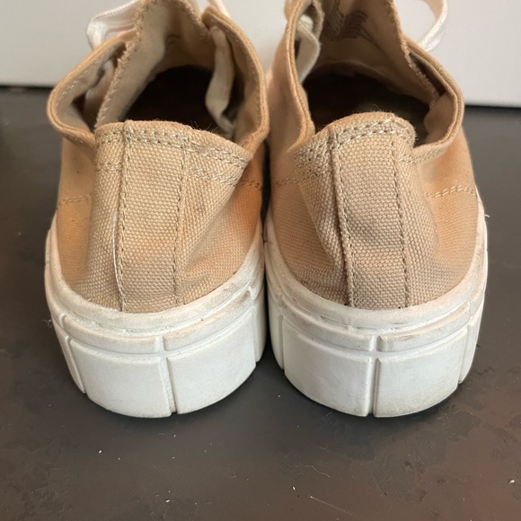 Mad Love Tan Canvas Sneakers size 9 - Picture 6 of 9